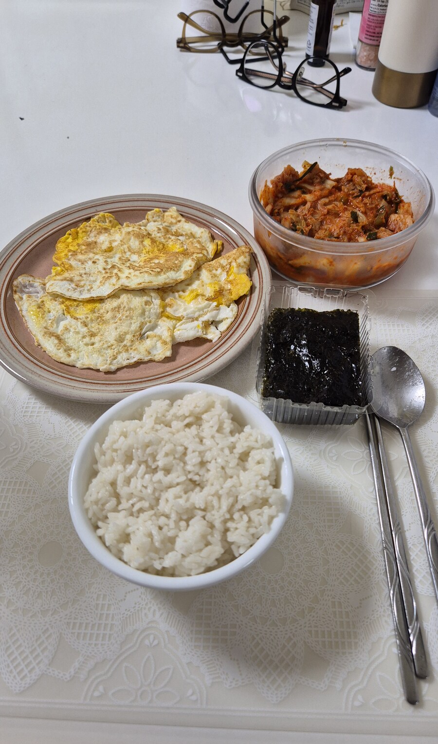 기초적인 상차림이다_1.jpg