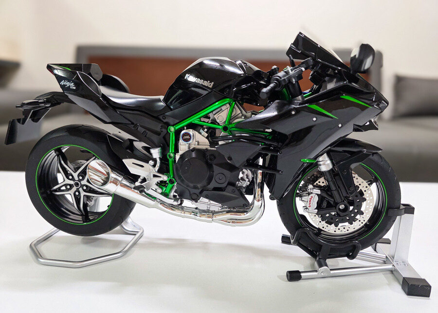 Kawasaki H2 피규어를 사봤습니다 (영상 포함)_2.jpg