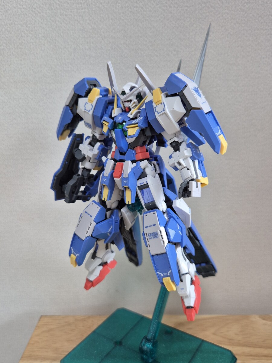 Rg 아발란체 엑시아, 샤이닝 건담_1.jpg