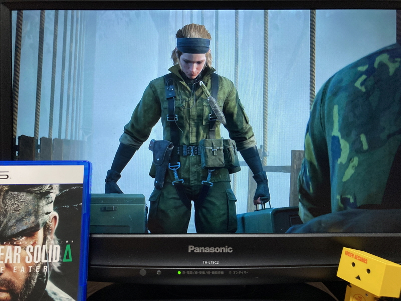 메탈기어 솔리드 Δ(델타) : 스네이크 이터 (일본판)_76.jpg