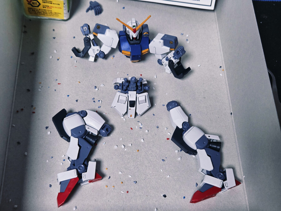 [HG] D건담 퍼스트_3.jpg