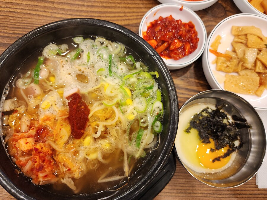 콩나물국밥_2.jpg