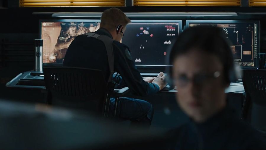 [MCU]어벤져스1때 나온 쉴드 요원_1.jpg