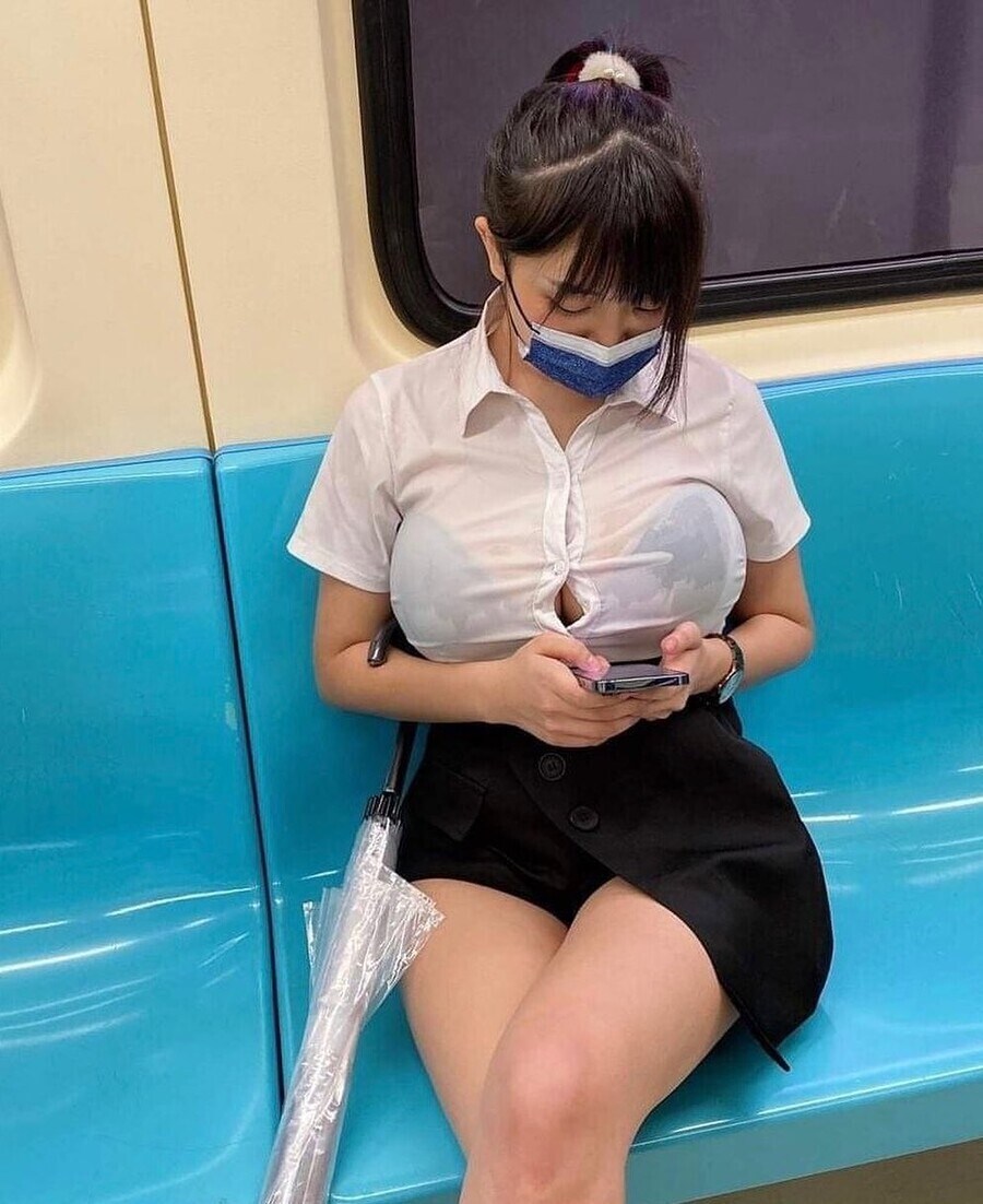 님들 만유인력의 법칙이 뭔지 앎?_10.jpg