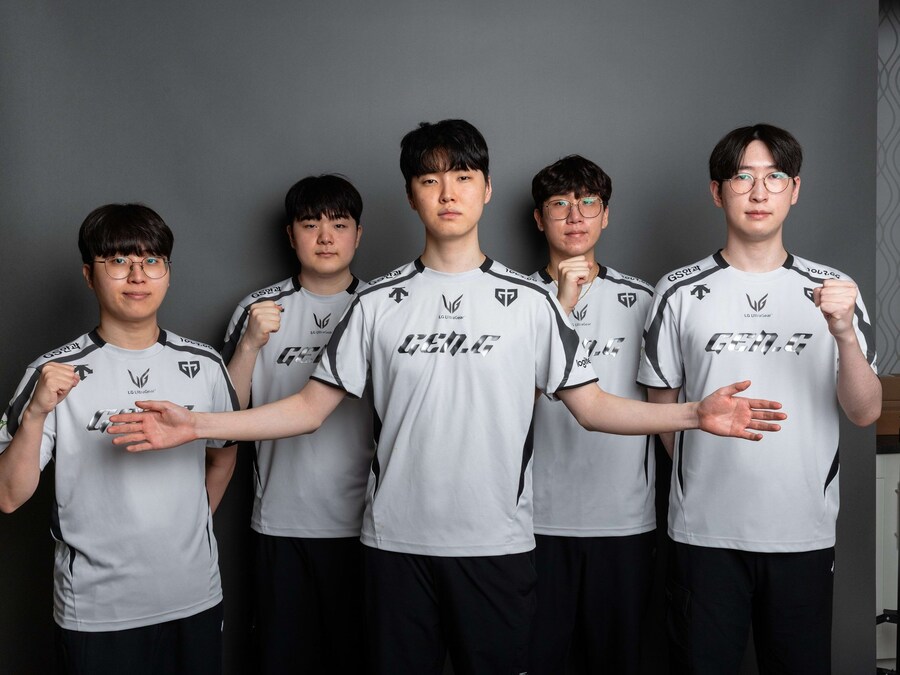 롤)젠지 사진 볼때마다 느끼는거_1.jpg
