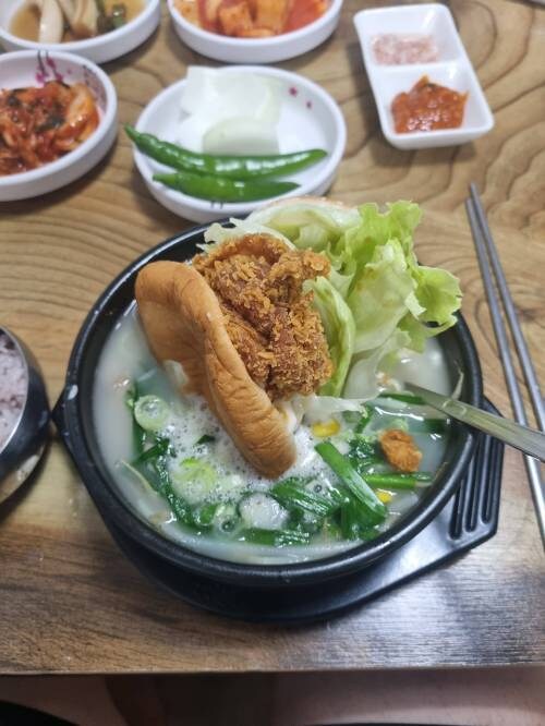 햄부기 먹고싶은 도로롱_2.jpg
