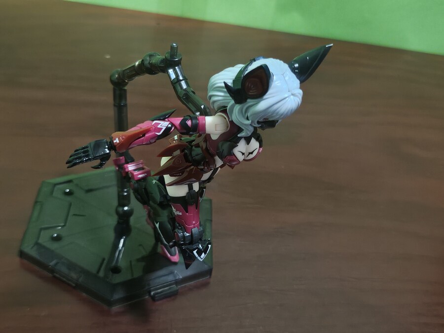 이스턴 모형 (A.T.K GIRLS) 어택걸 시리즈 엔드리스 나이트 카밀라 (1)_313.jpg