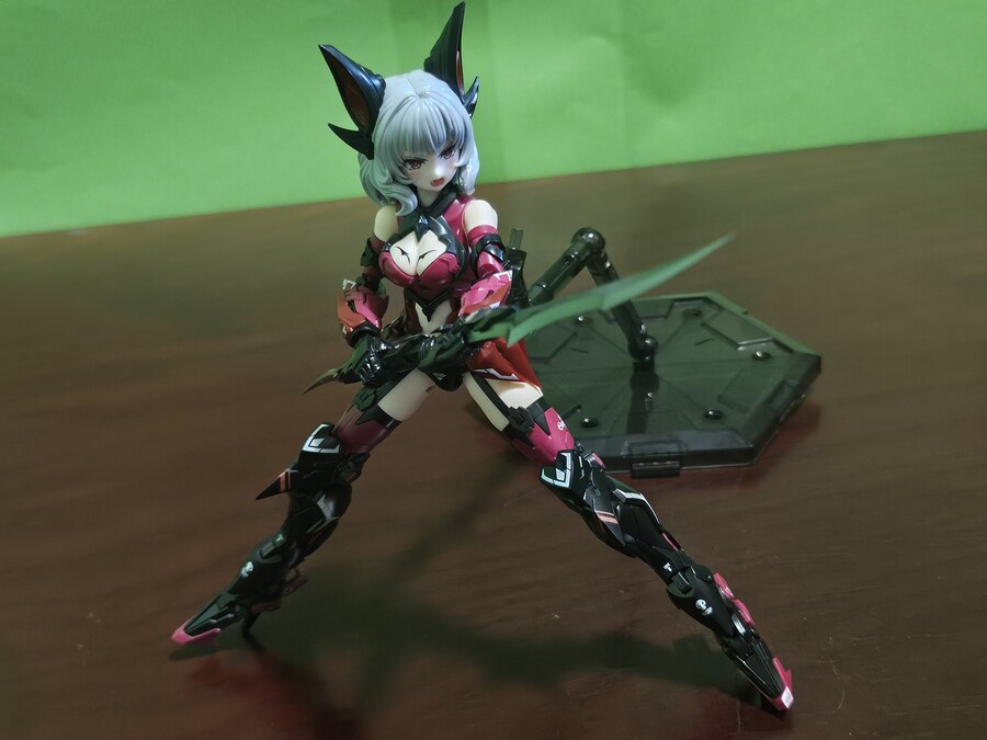 이스턴 모형 (A.T.K GIRLS) 어택걸 시리즈 엔드리스 나이트 카밀라 (1)_428.jpg