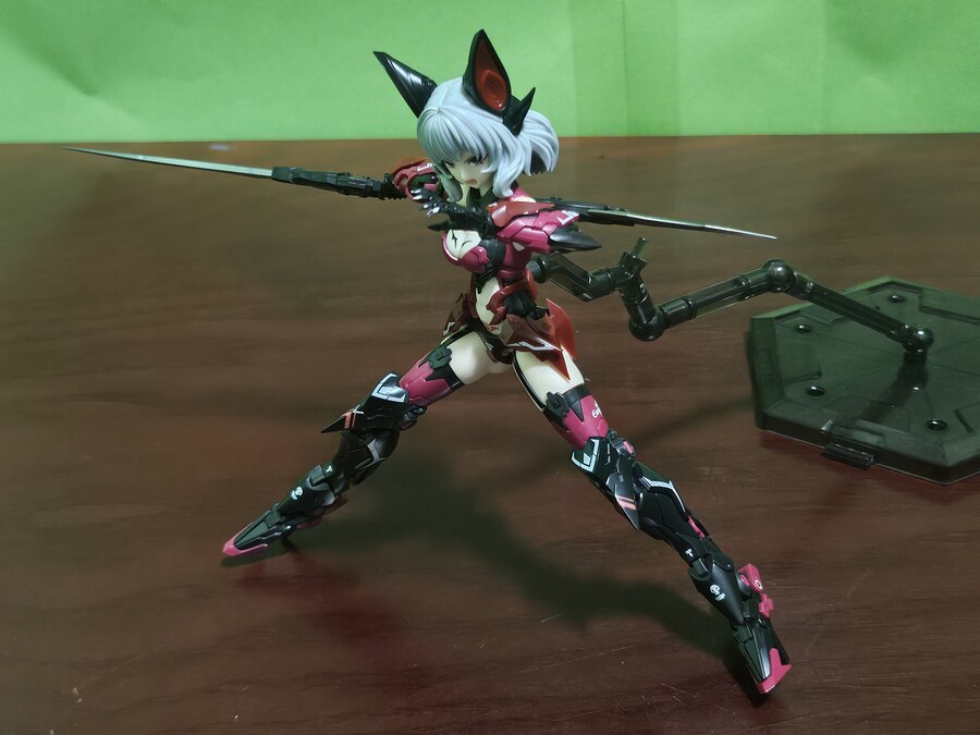 이스턴 모형 (A.T.K GIRLS) 어택걸 시리즈 엔드리스 나이트 카밀라 (1)_431.jpg