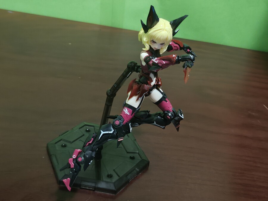 이스턴 모형 (A.T.K GIRLS) 어택걸 시리즈 엔드리스 나이트 카밀라 (2)_317.jpg