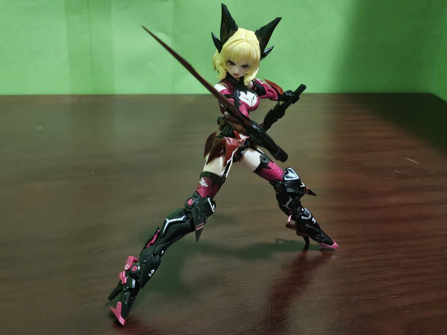 이스턴 모형 (A.T.K GIRLS) 어택걸 시리즈 엔드리스 나이트 카밀라 (2)_315.jpg