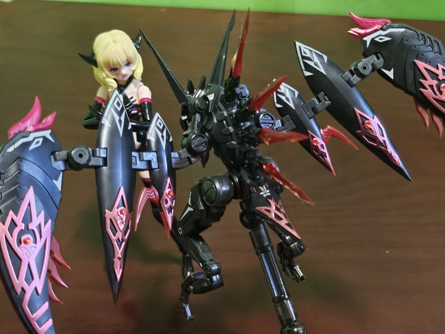 이스턴 모형 (A.T.K GIRLS) 어택걸 시리즈 엔드리스 나이트 카밀라 (2)_324.jpg