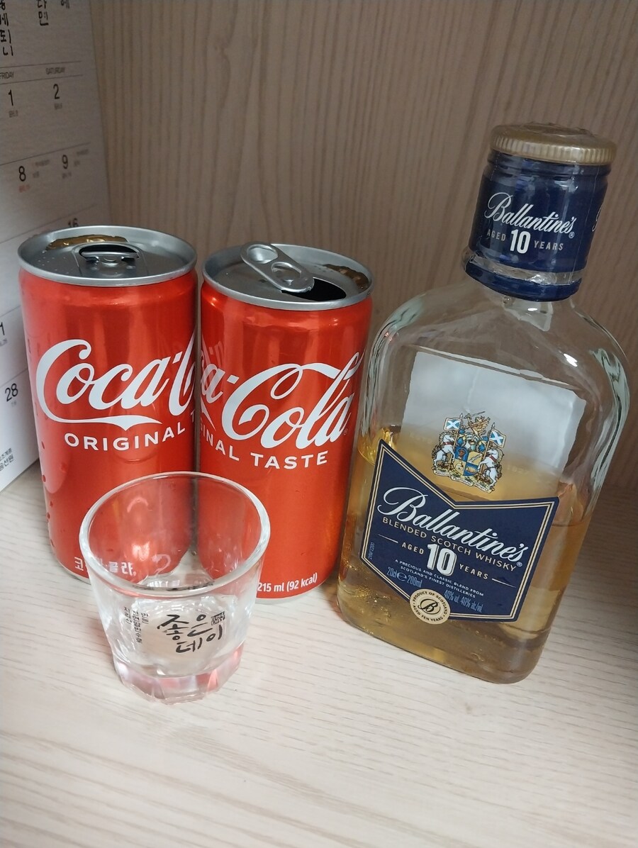 하이볼 & 소세지빵_1.jpg