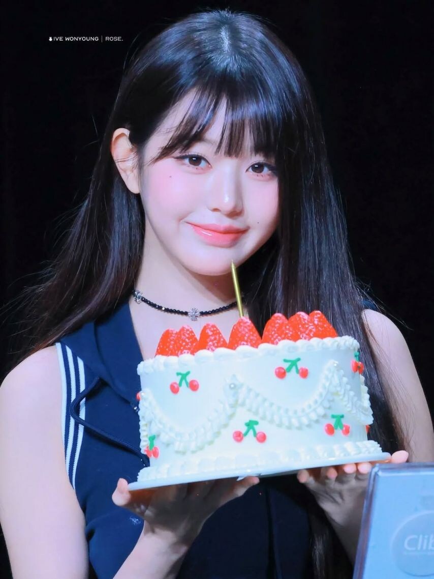 아이브 장원영_6.jpg