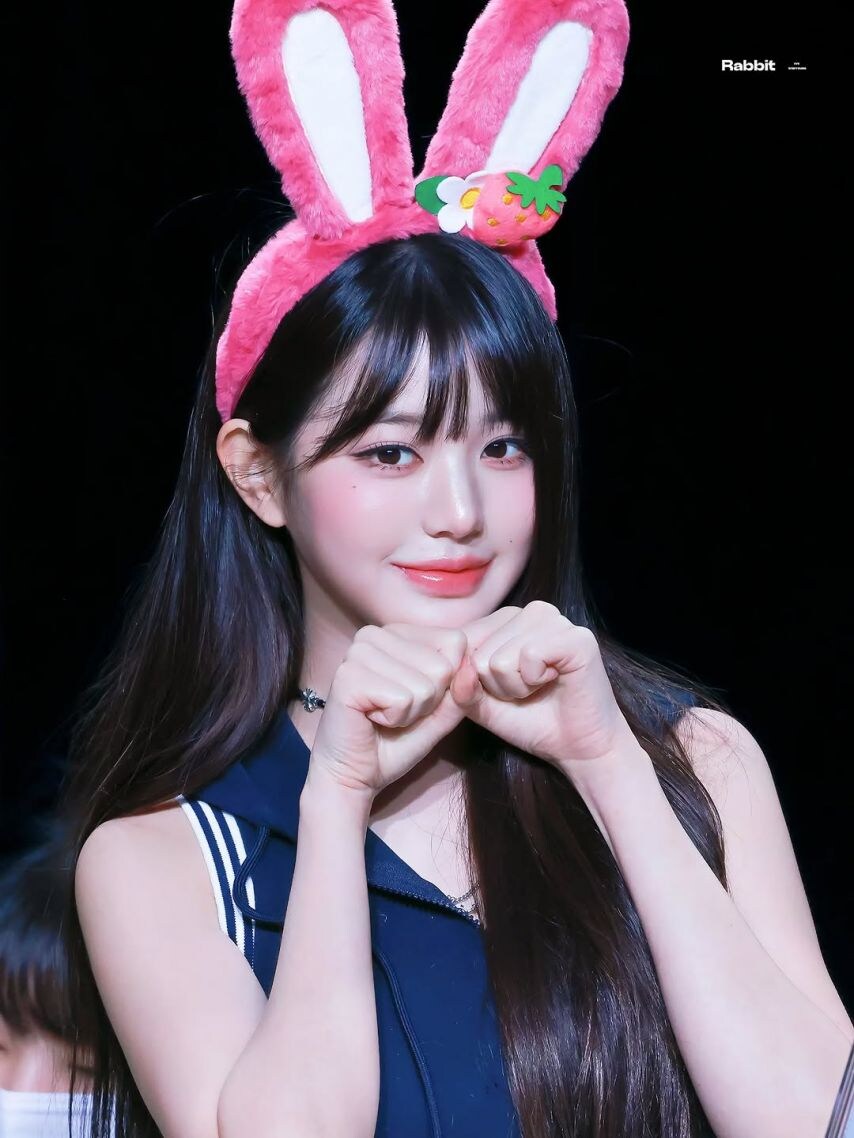 아이브 장원영_10.jpg