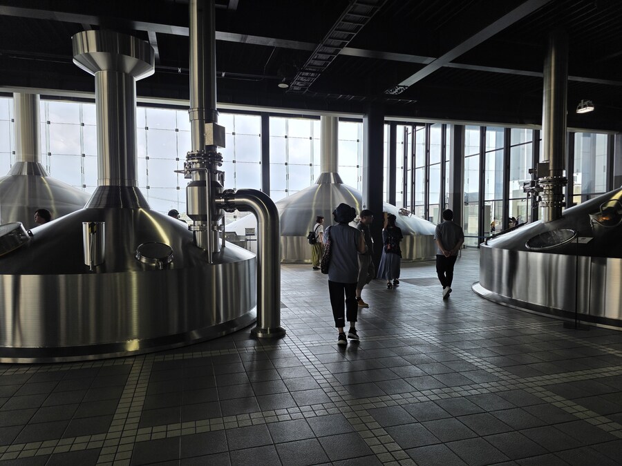 [스압] 산토리 교토 맥주공장 하쿠슈 배럴 숙성 맥주 투어 다녀왔습니다_14.jpg