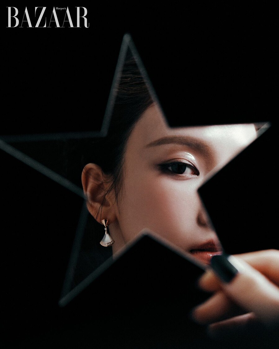 [에스파] 카리나 하퍼스 바자 포토슛 비하인드⌚️주얼리 화보의 비법🪄_2.jpg