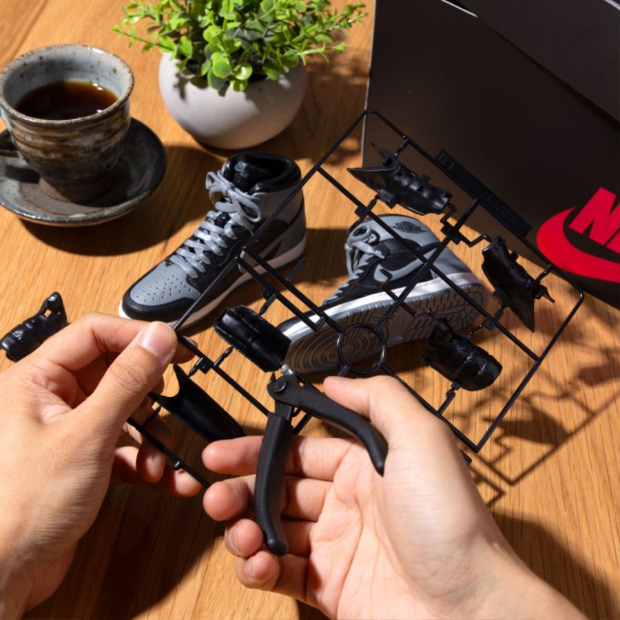 반다이 X 나이키 NIKE AIR JORDAN 1 샘플 사진_2.jpg