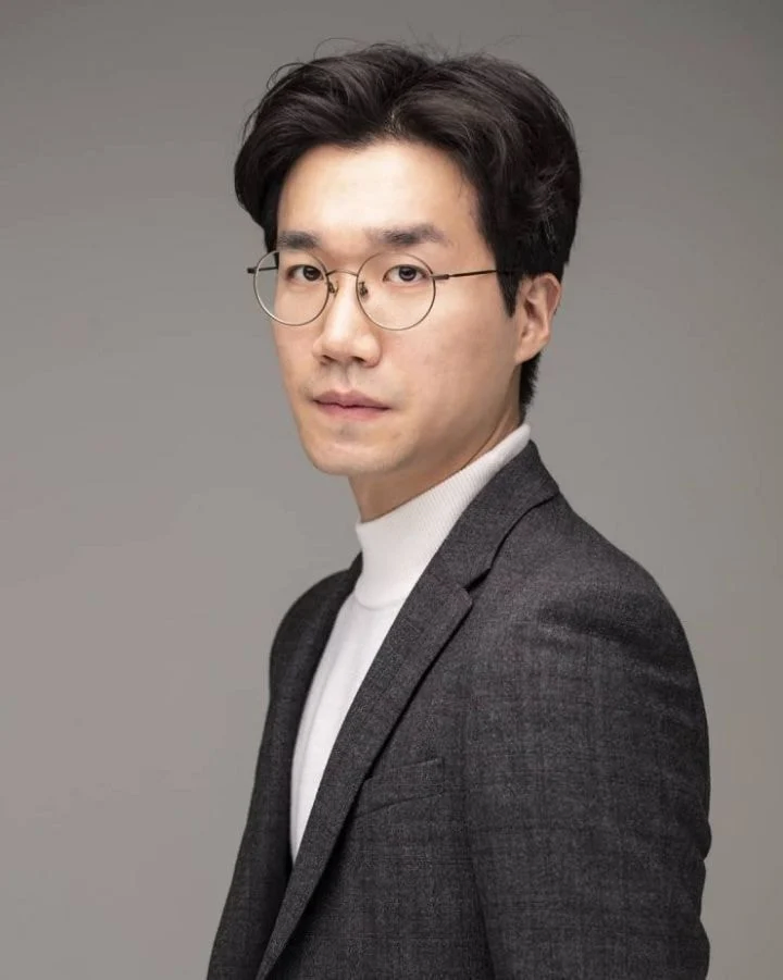 생각보다 너무 어려서 놀란 남배우.jpg_3.webp