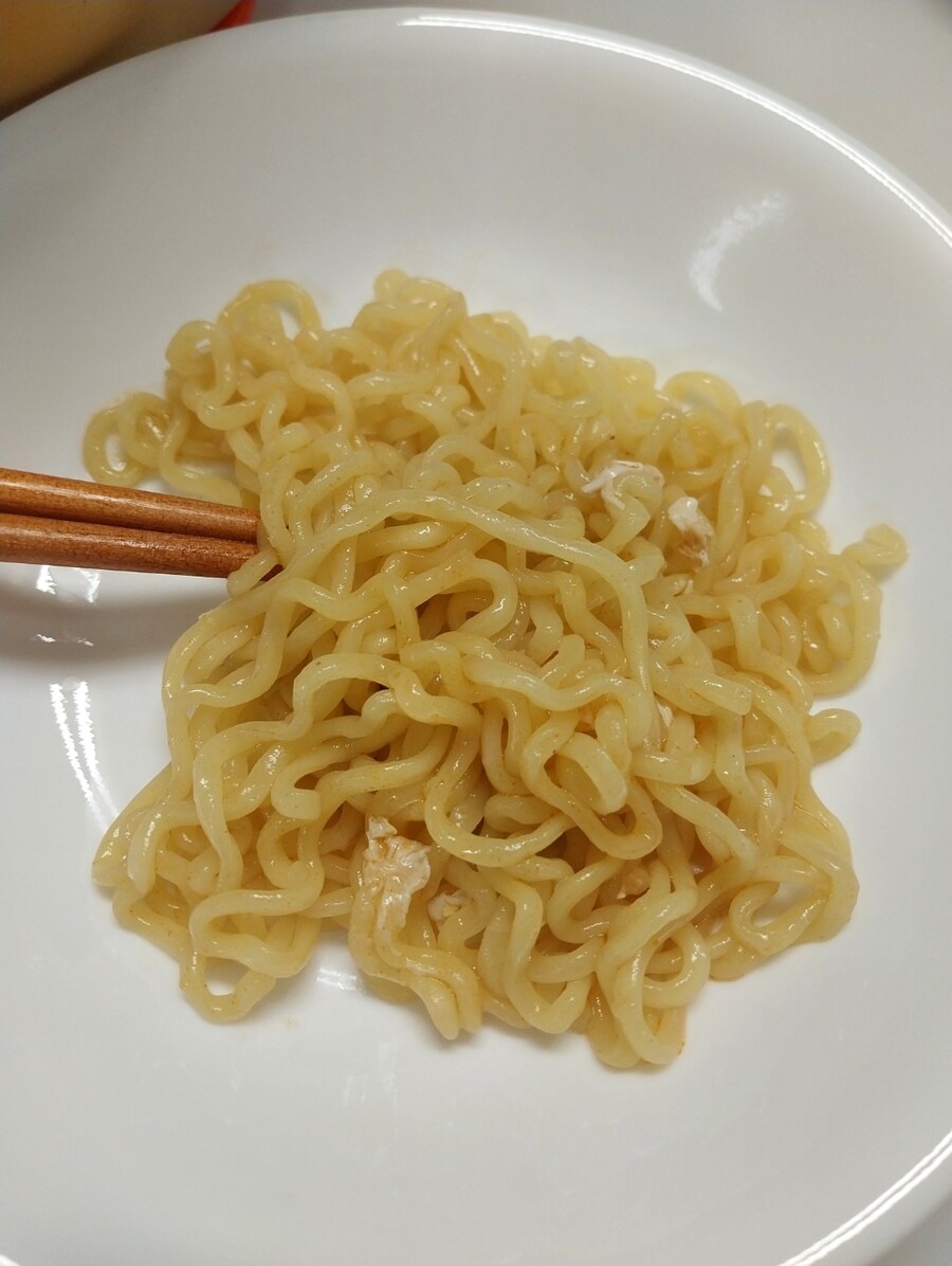 홈플X팔도합작 이 진 국 라면_7.jpg