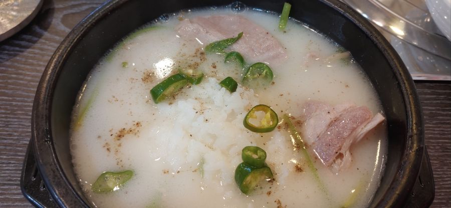 한돈수육국밥_5.jpg