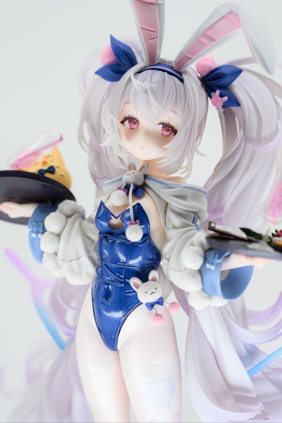 [WING] 아주르 레인 8th 애니버서리 신제품 전시 사진_10.jpg