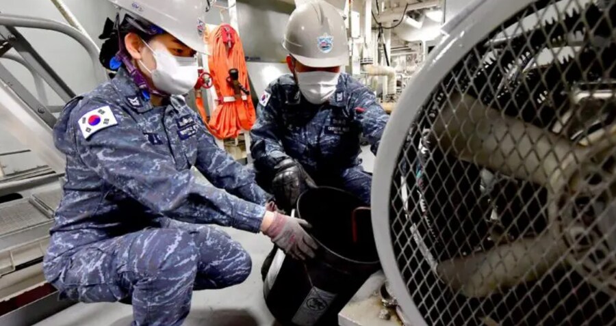 위장 효과 1도 없다는 군대 위장복.jpg_4.png