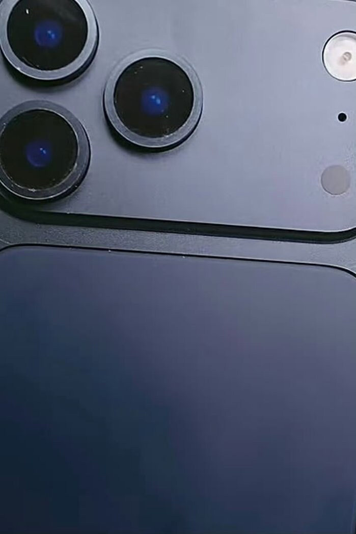 [루머] 아이폰 17 프맥 다크블루, 오렌지 이미지_1.jpg