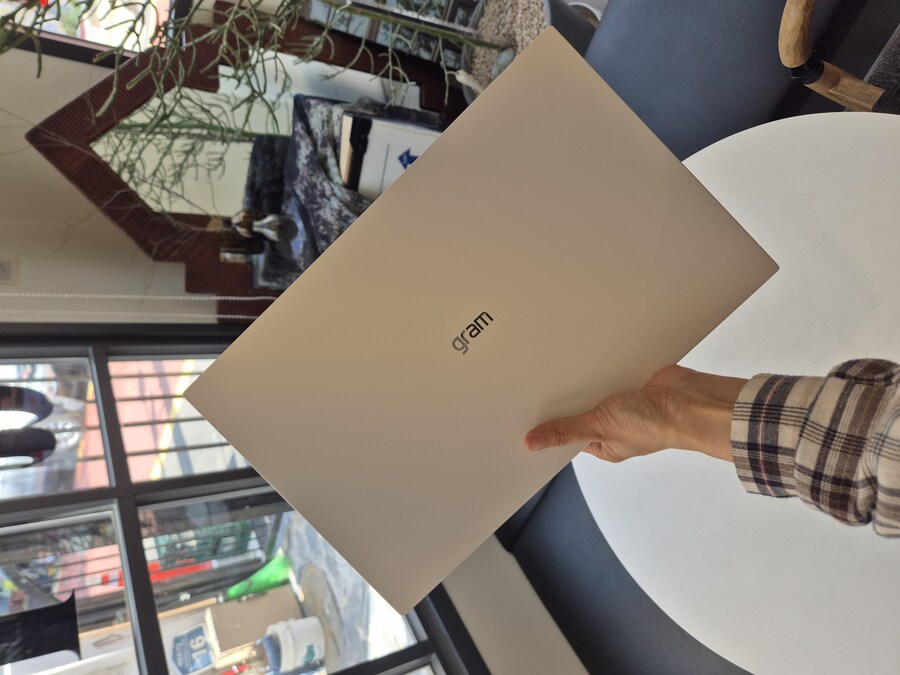 [네이버] 2025년 LG그램 노트북 AI AMD 크라켄5 노트북 [121만원대]_7.jpg