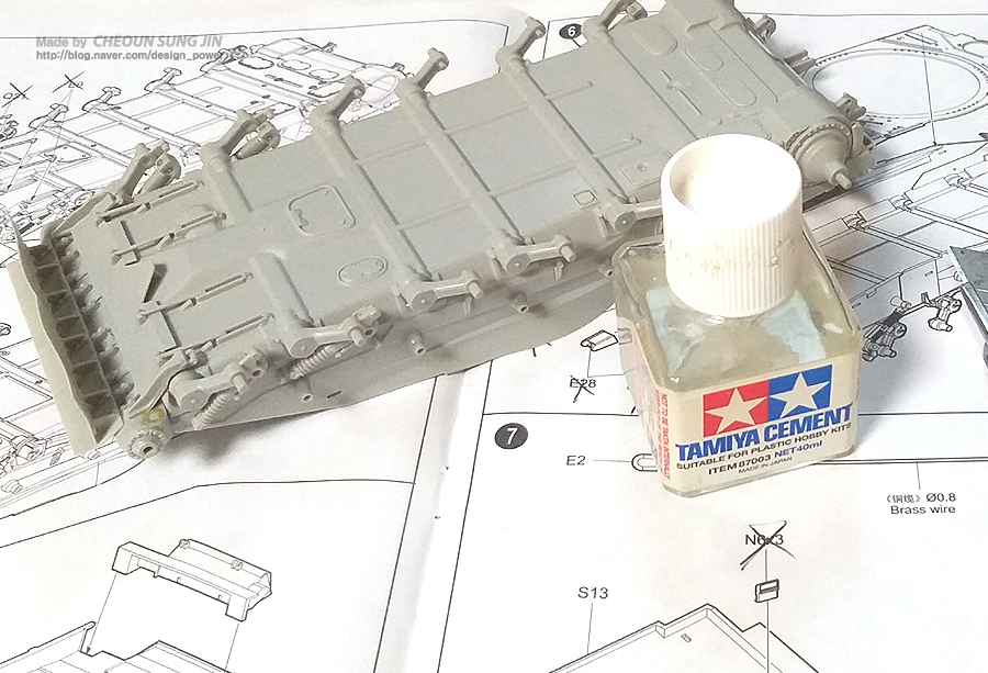 Ukrainian T-84BM Oplot MBT 프라모델 제작의뢰 조립중_5.jpg