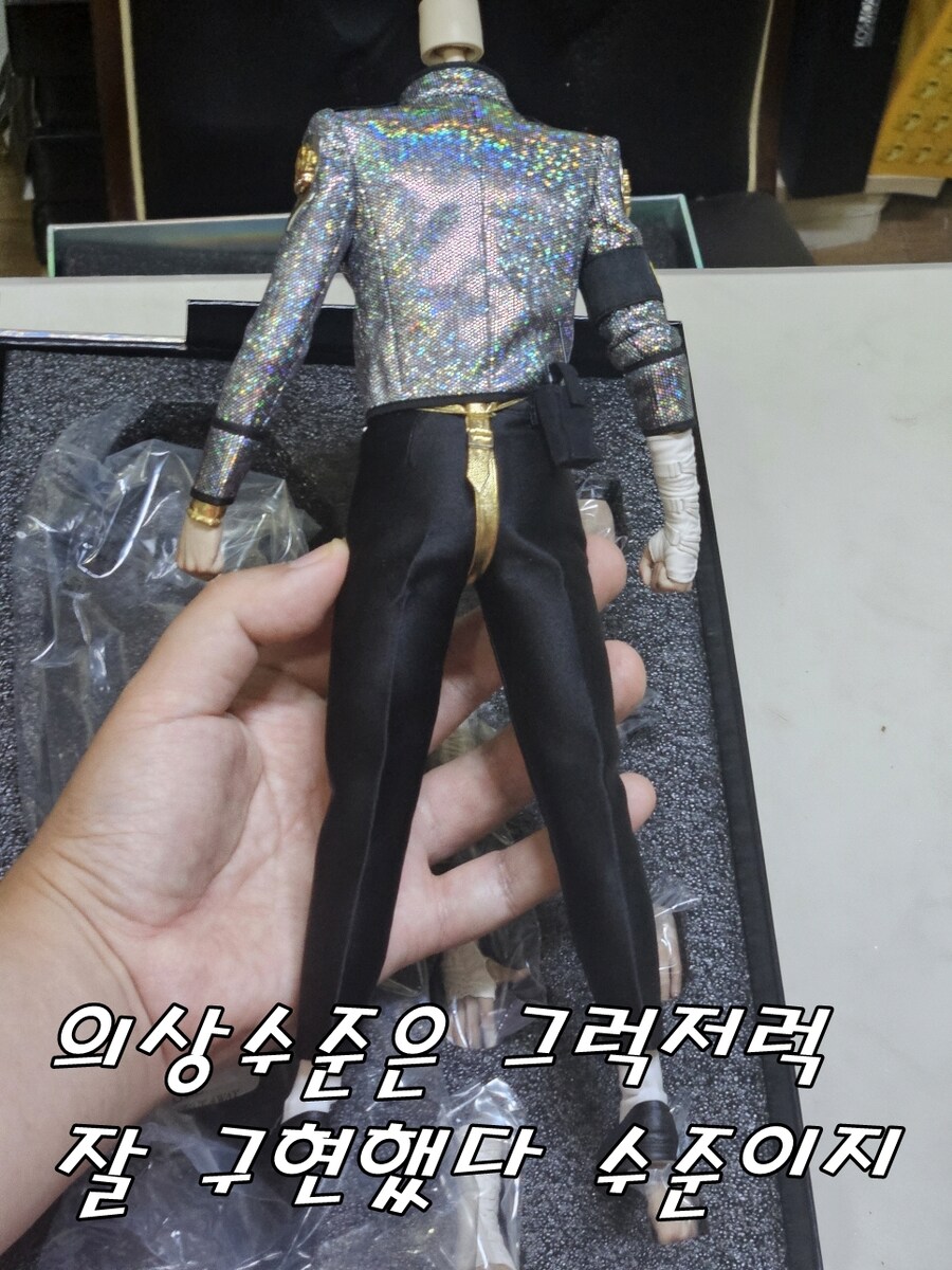 [인아트] 1/6 마이클 잭슨 피규어 리뷰_22.jpg