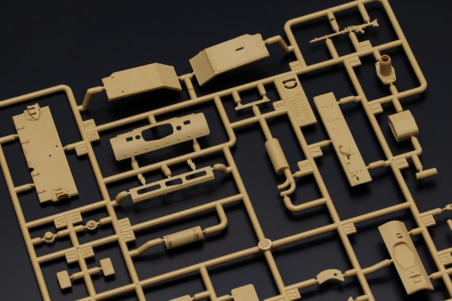 [아카데미 과학] 1/35 독일 3호전차 N형 아프리카 군단 런너 사진_18.png