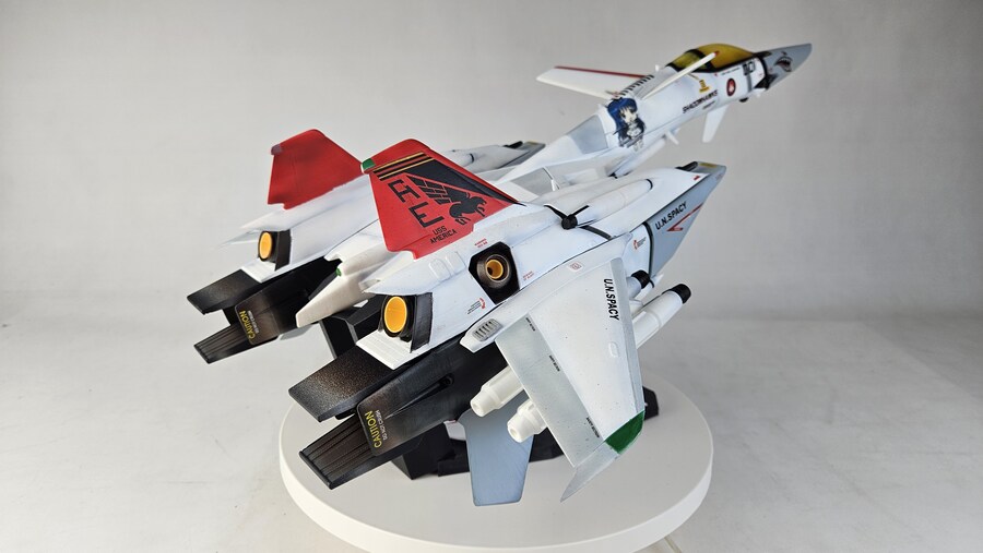 1/24 VF-4 LIGHTNINGIII [MACROSS FLASH BACK]_49.jpg