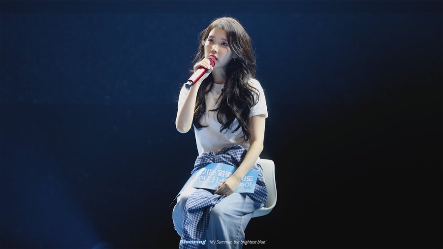2025.09.13 아이유 팬밋업 '여름밤의 꿈' 직캠(Bluewing)_1.jpg