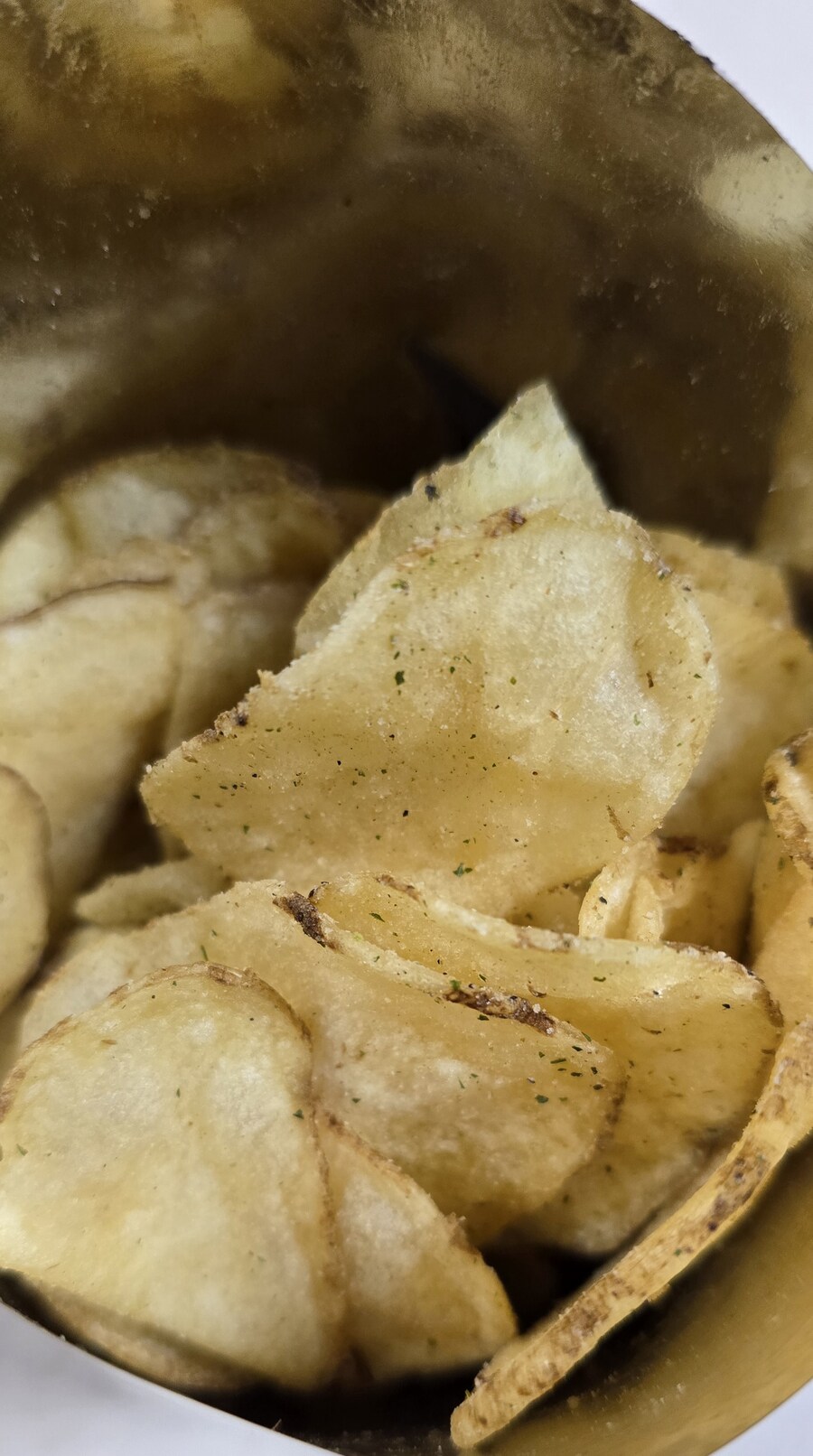 [신제품] 오리온 무뚝뚝 감자칩 올리브 앤 솔트_4.jpg