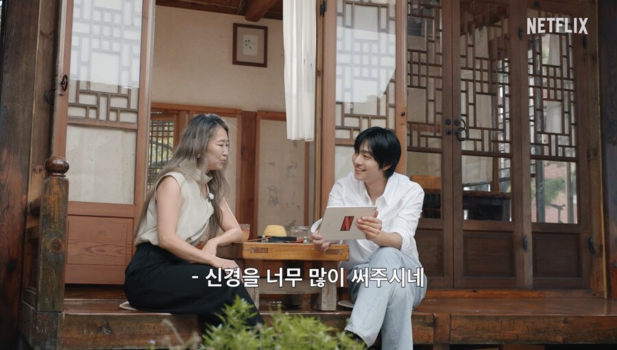 케데헌) 감독에게 물어본 사자보이즈 베이비와 로맨스의 행방.JPG_2.jpg