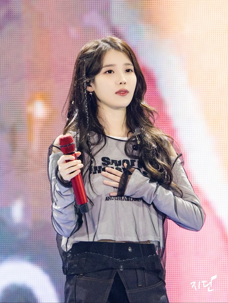2025.09.13 아이유 FAN MEET-UP(지딘)_1.jpg