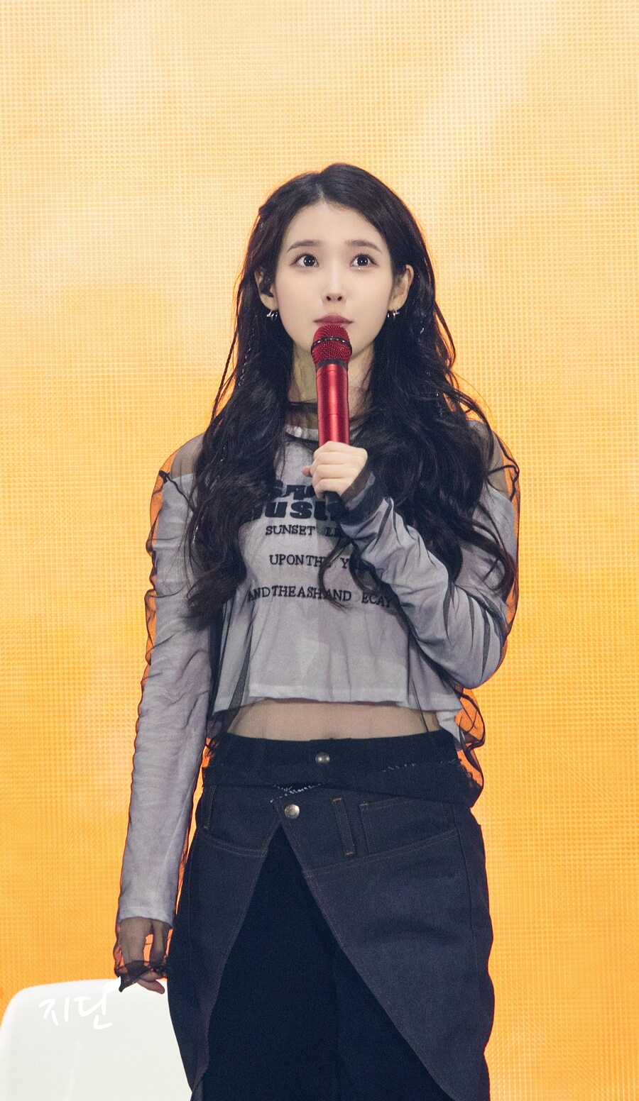 2025.09.13 아이유 FAN MEET-UP(지딘)_11.jpg