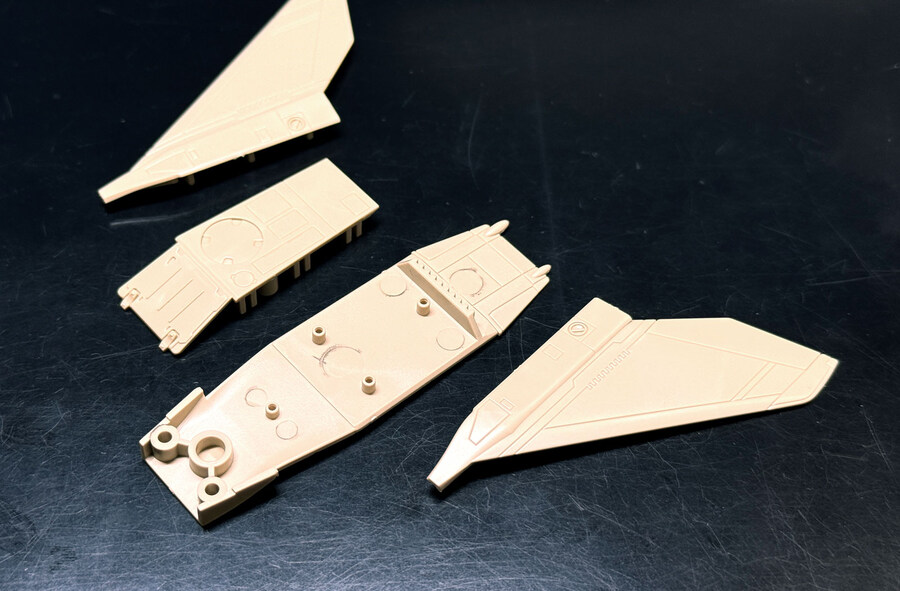 [맥스팩토리] PLAMAX 1/72 VF-1D 파이터 발키리 조립 샘플 일부 소개_6.jpg