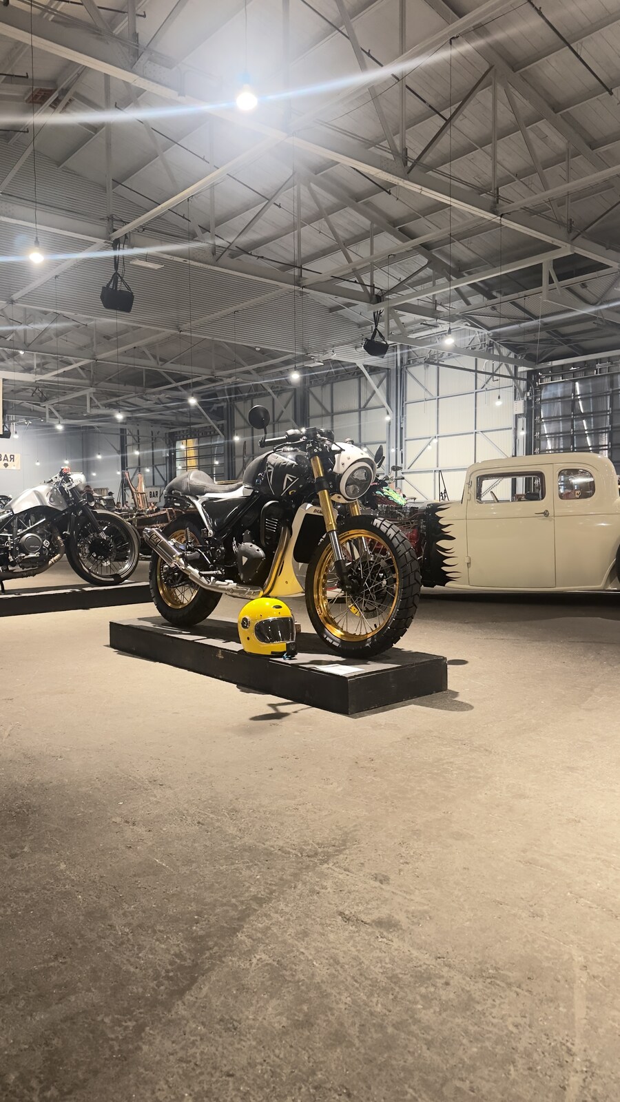 Salem Kai (改) LA 커스텀 바이크 쇼_3.jpg