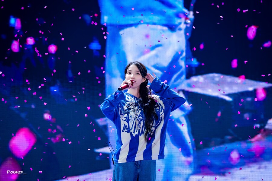 2025.09.14 아이유 FAN MEET-UP(Power_IU)_3.jpg