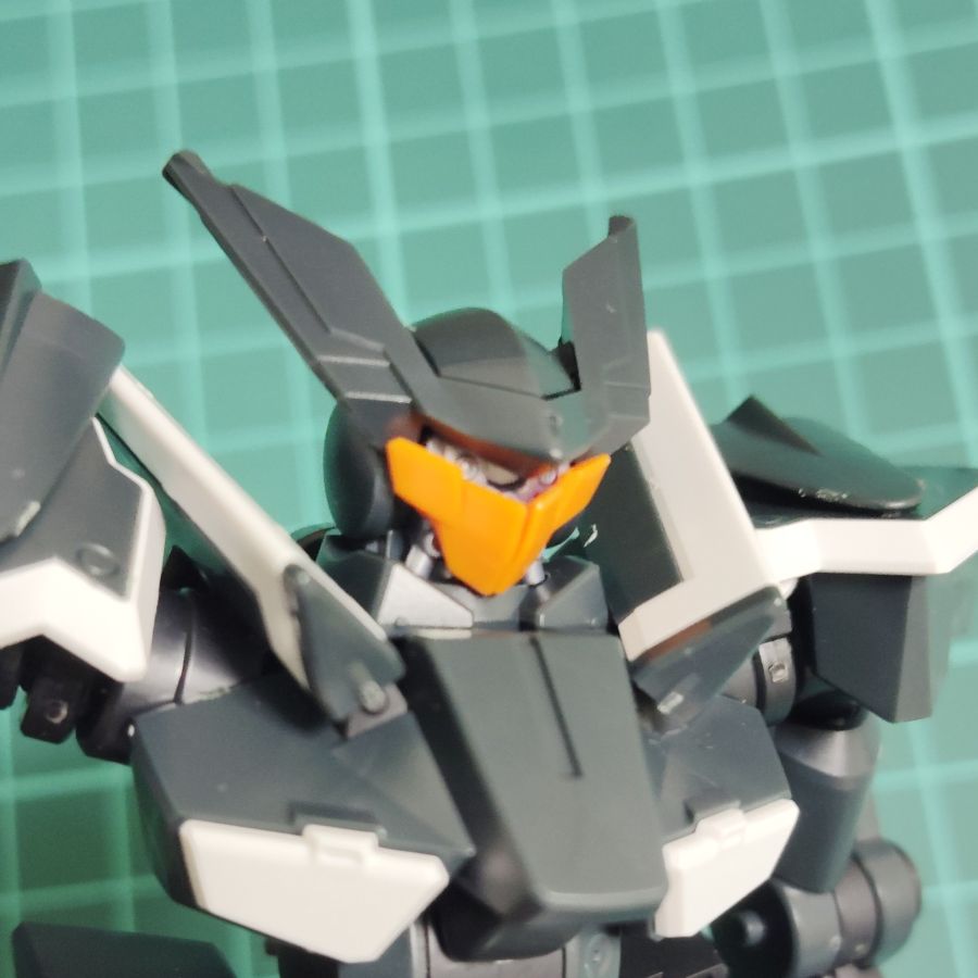 HG 1/144 GN 플래그 비교 사진 (추가)_12.jpg