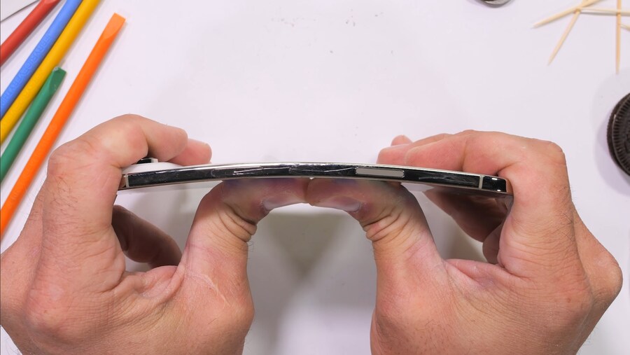 아이폰 에어 벤딩테스트_1.png