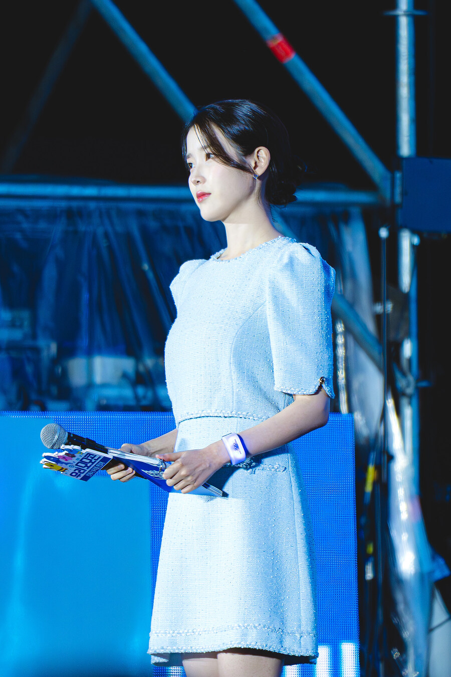 20250921 우리금융그룹 모모콘서트 10pics_3.jpg