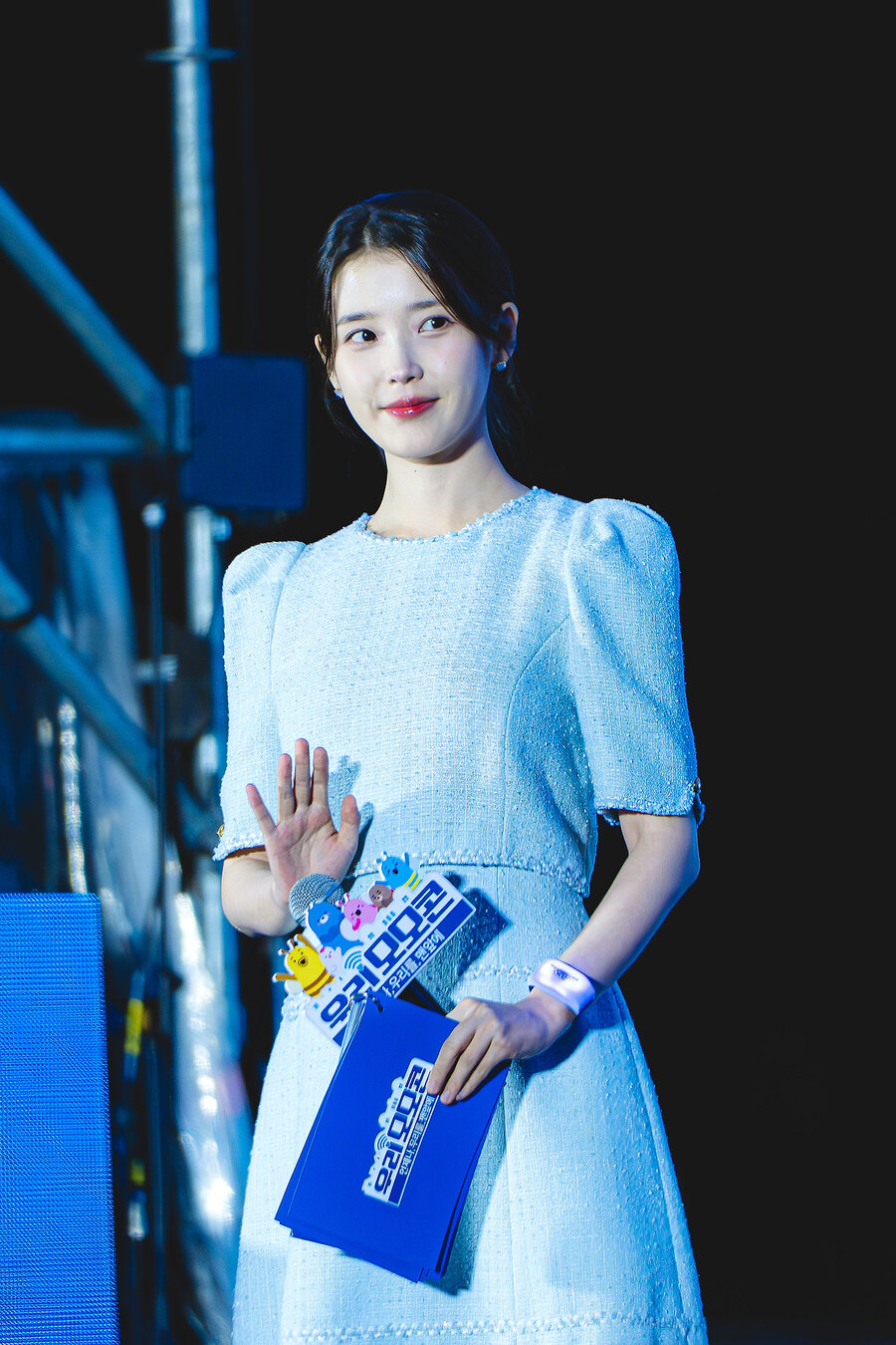 20250921 우리금융그룹 모모콘서트 10pics_4.jpg