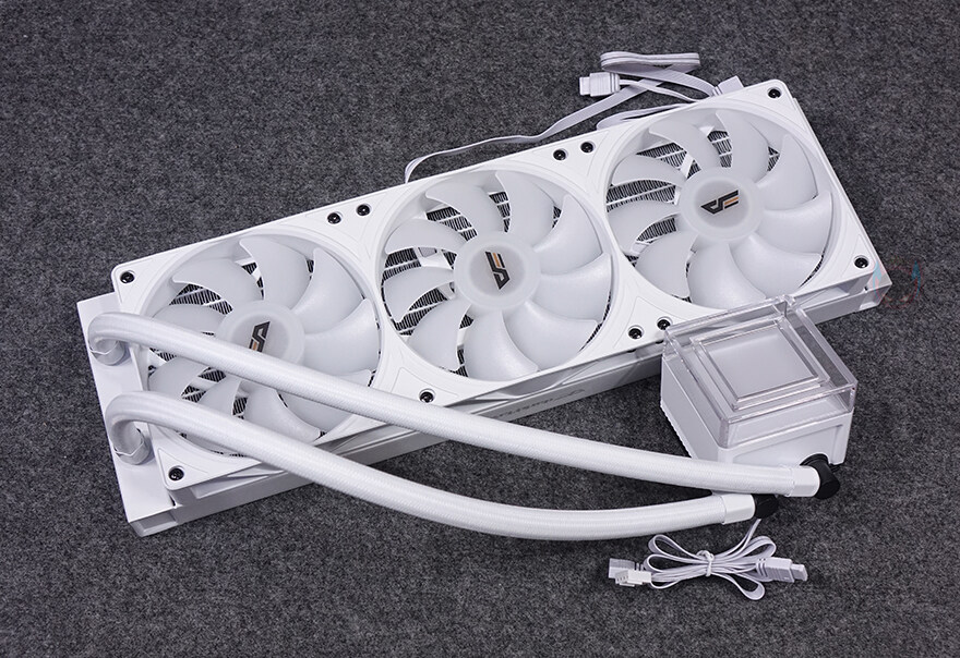 가격 부담 없는 아름다운 360 수랭 쿨러! 다크플래쉬 아쿠아루믹 DL-360_12.jpg