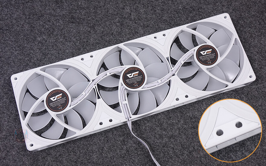 가격 부담 없는 아름다운 360 수랭 쿨러! 다크플래쉬 아쿠아루믹 DL-360_18.jpg