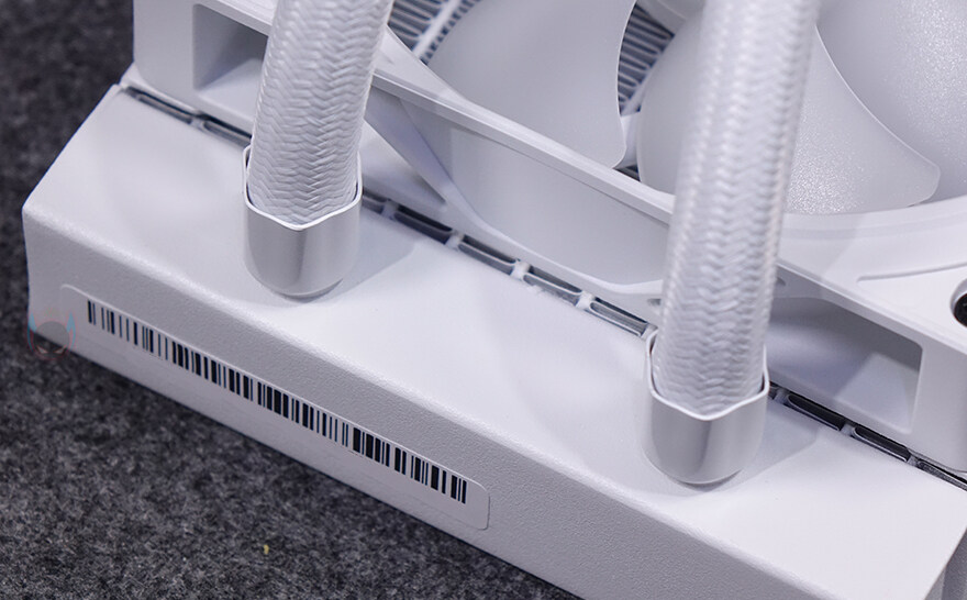 가격 부담 없는 아름다운 360 수랭 쿨러! 다크플래쉬 아쿠아루믹 DL-360_23.jpg