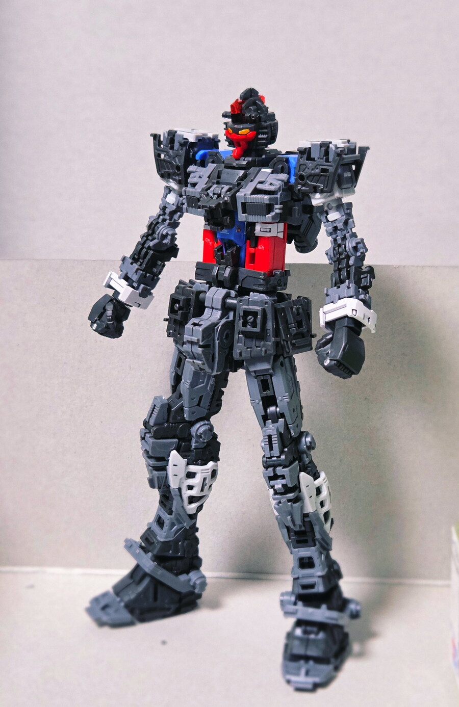 [RG] RX-78-2 퍼스트 건담 Ver.2.0_5.jpg