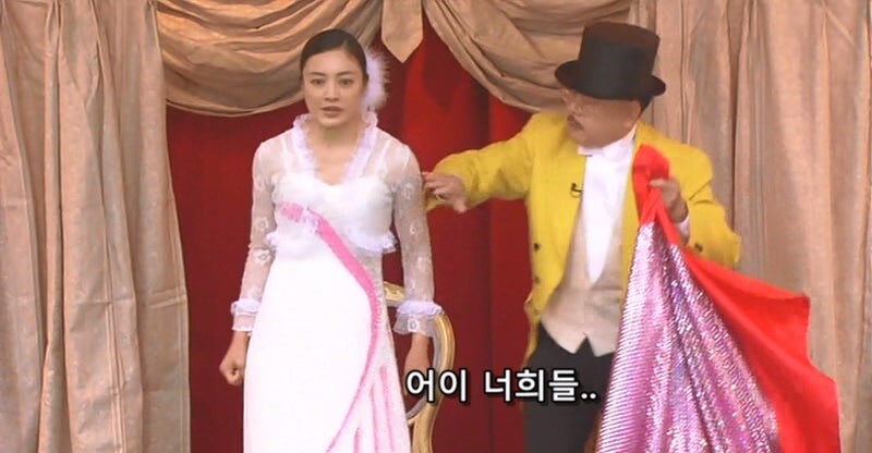 일본이 낳은 사상 최강의 미녀 마술사_13.jpg